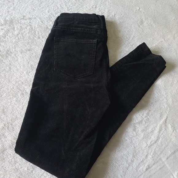🎁Black Gap Jeans - Picture 2 of 4